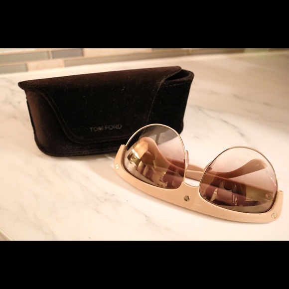 Tom Ford Sunglasses - Picture 1 of 2